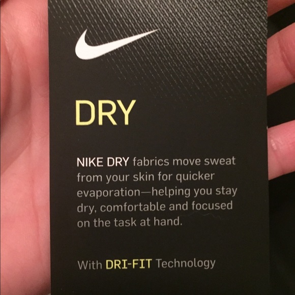 Nike running shorts - Picture 5 of 5